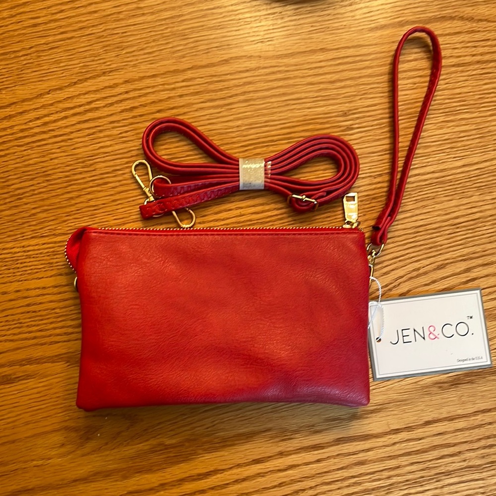 NWT RED RILEY 3 COMPARTMENT CROSSBODY/WRISTLET -JENCO purse